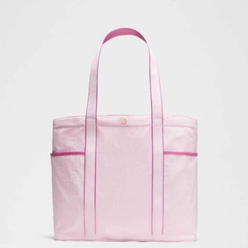 New Lululemon Daily Multi-Pocket Tote Bag 20L Blissful Pink Frosting